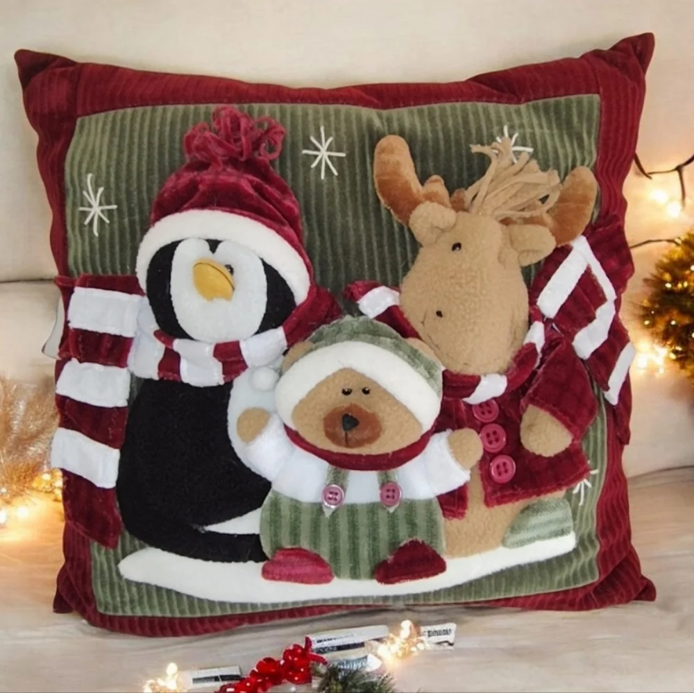 Town And Country Living Holiday Textured Decorative Christmas Throw Pillow 14